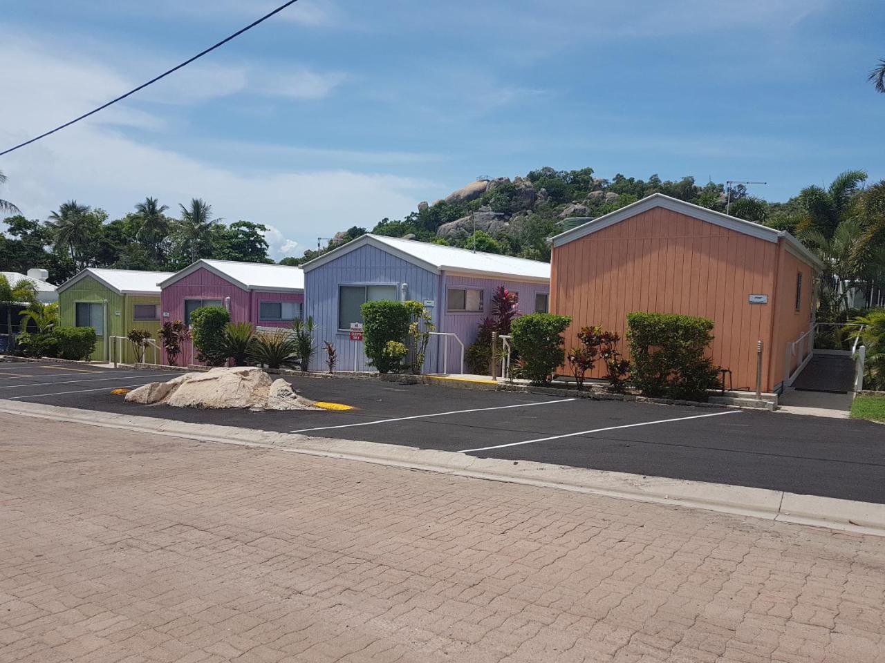 Horseshoe Bay Resort Bowen Exterior foto